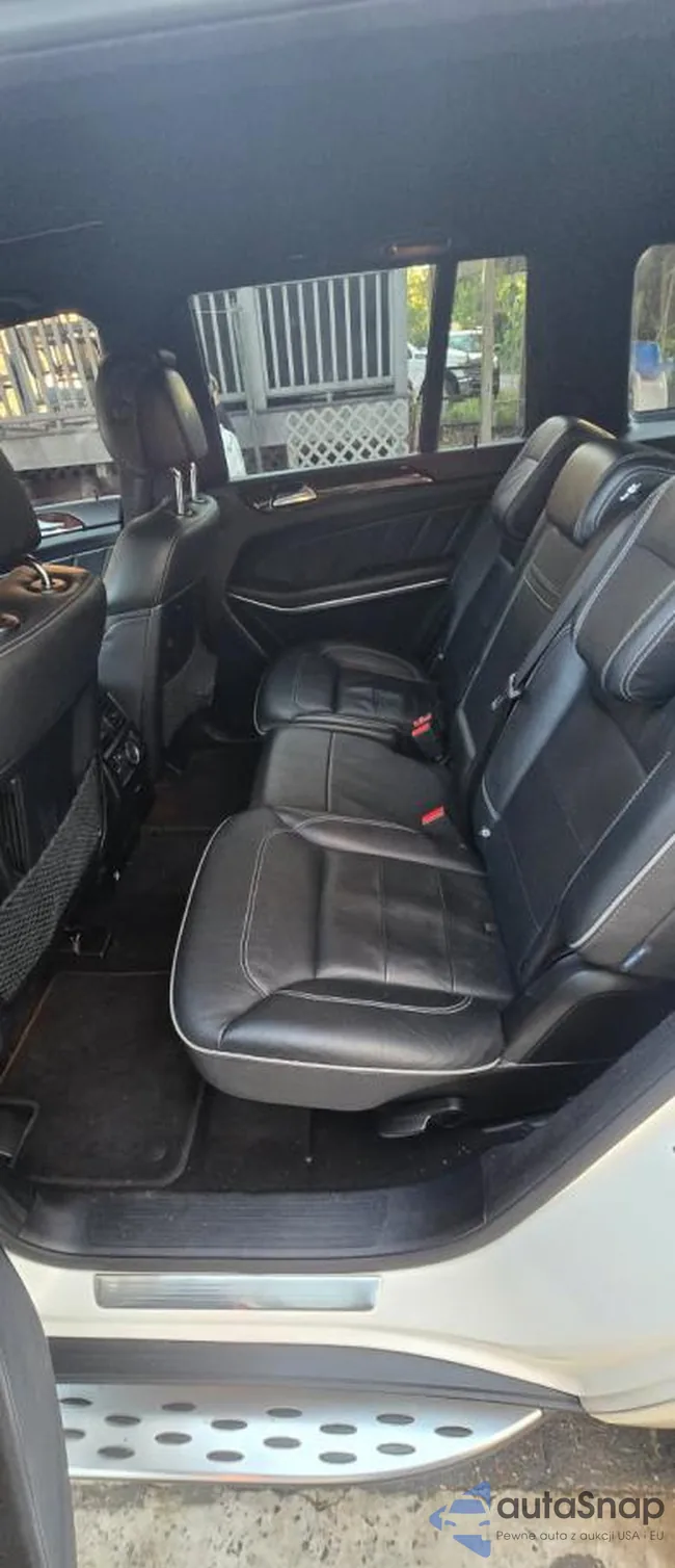 4JGDF7DE0DA244919: 89680315