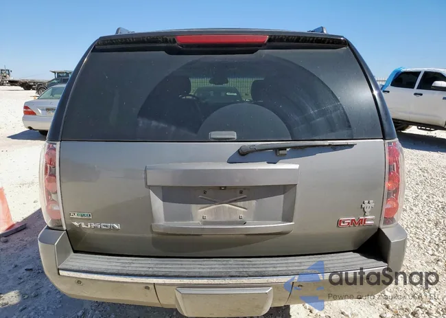 1GKS1EEFXCR256103: 90674685