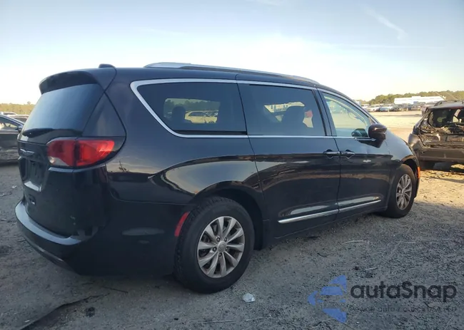 2C4RC1BG2JR142100: 82684065