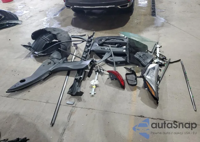 5J8YD4H38LL005786: 86780195