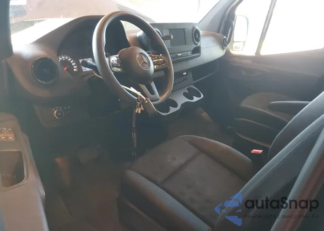 W1W4EBVY2KT017465: 89705225