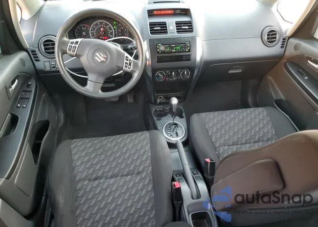 JS2YB413696203388: 90882255