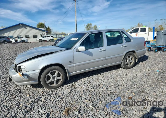 YV1LT56D8X2610376: 90465055