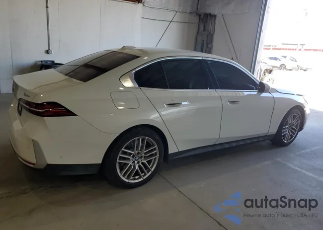 WBA53FJ0XRCP86140: 87091075