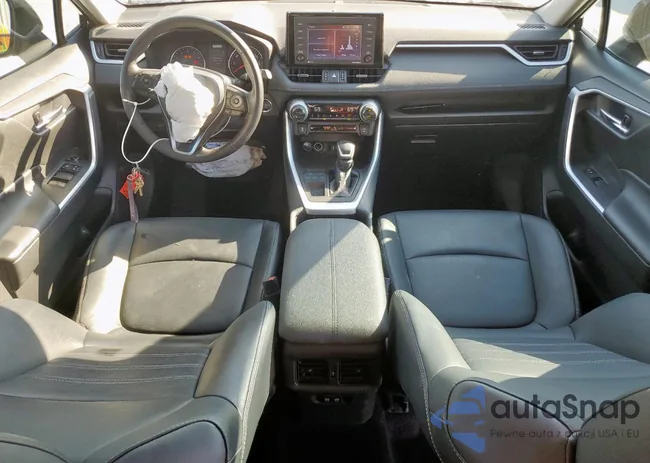 2T3C1RFV0MC096149: 82182975