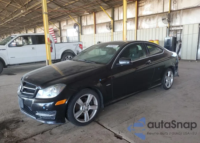 WDDGJ4HB1CF761720: 83936655