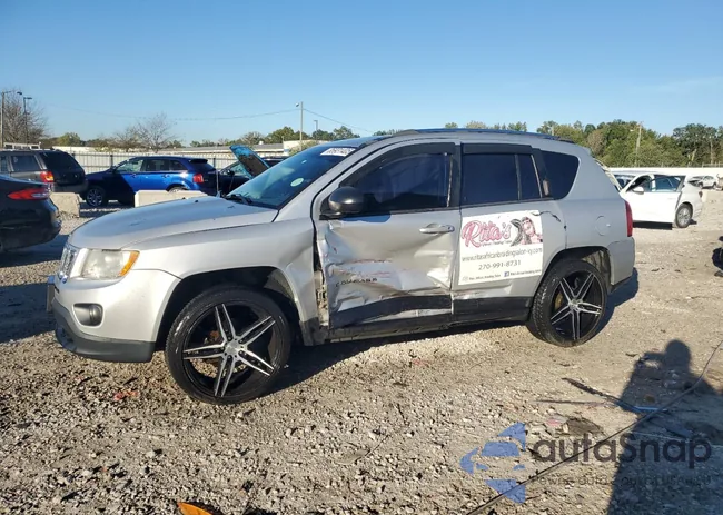 1C4NJCEB1CD685279: 85931405