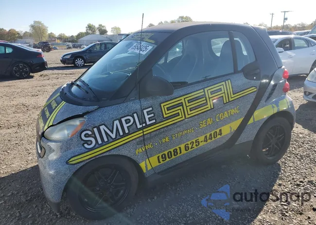 WMEEJ31X88K147216: 89548425