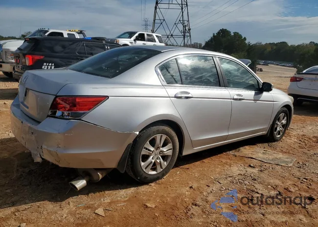 1HGCP2F48AA127428: 81969295