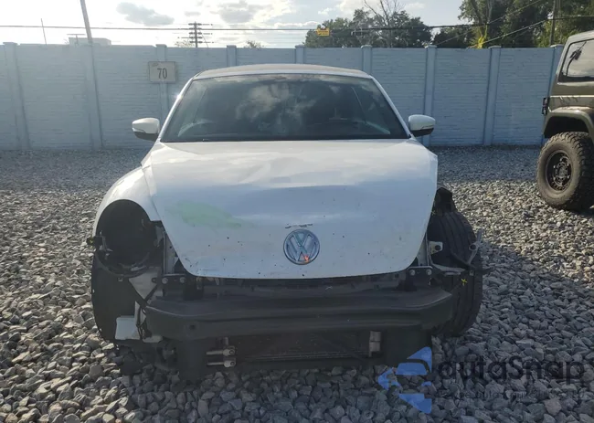 3VW517AT4GM823085: 90010715