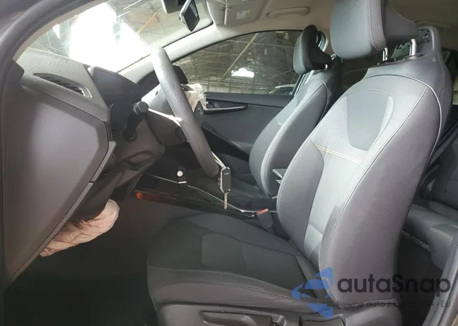 KNDCP3LE3R5184495: 89663365