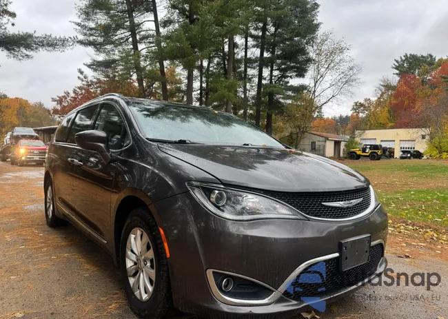 2C4RC1BG2KR651461: 87129585