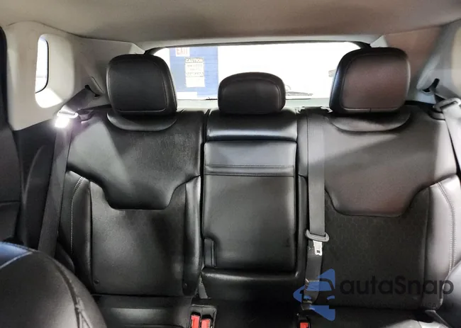 3C4NJCBB5JT356208: 90407955