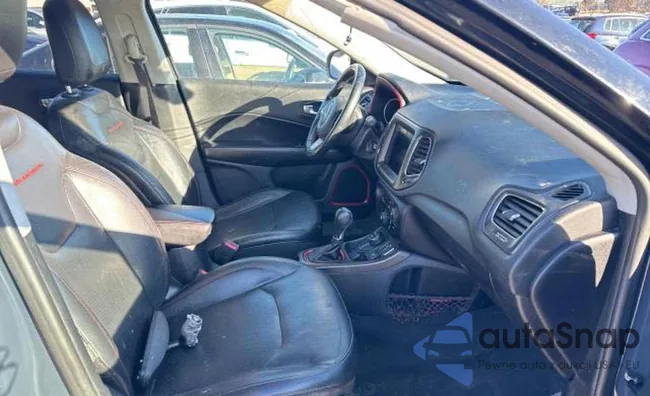 3C4NJDDB4JT479159: 90993625