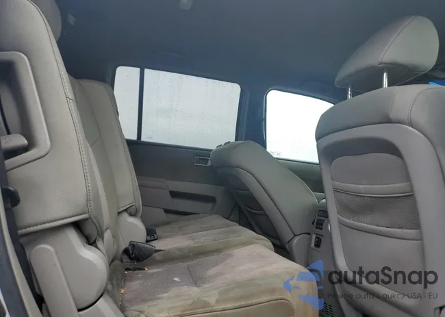 5FNYF38499B015640: 85525825