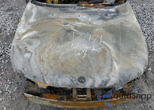 YS3ED49G863521498: 89683705