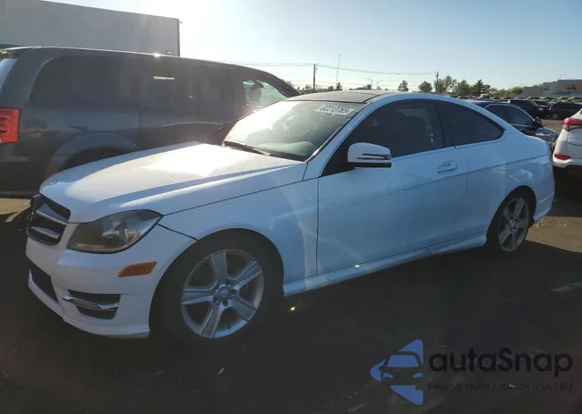 WDDGJ4HB1FG420428: 82213765