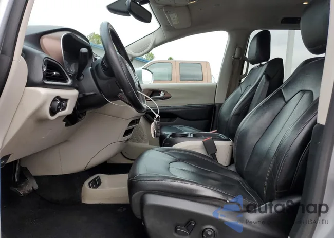 2C4RC1BG1KR613574: 86661505