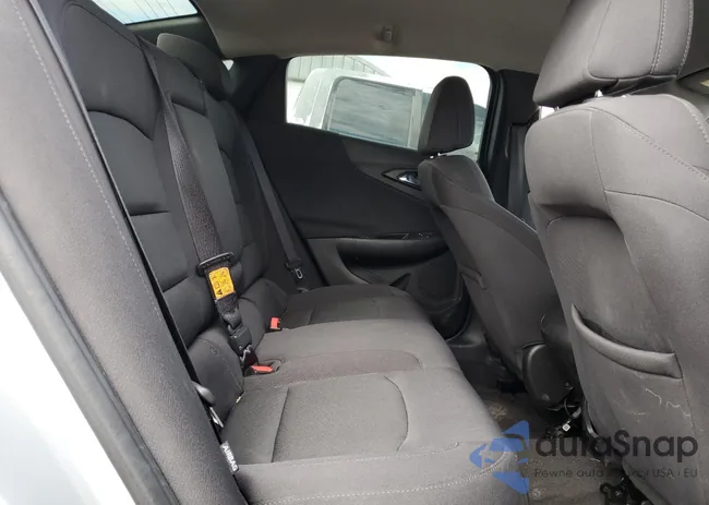 1G1ZB5ST8HF241781: 85190935