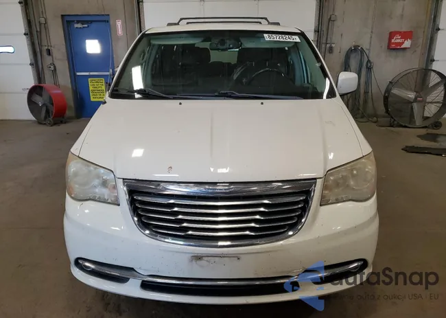 2C4RC1BGXDR588676: 85728245