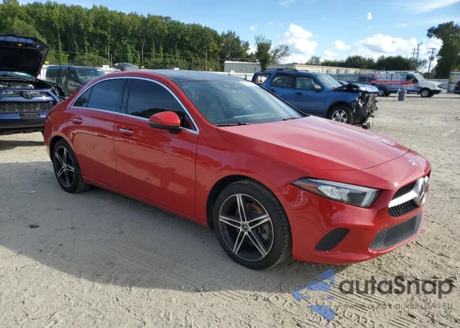 WDD3G4FB3KW018412: 84763925