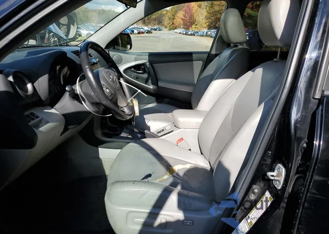 2T3BK31V09W008199: 89680775