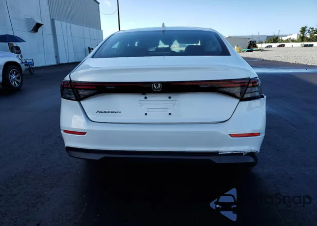 1HGCY1F26PA030498: 89909835