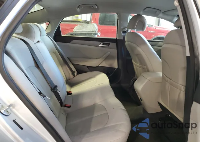 5NPE24AF7FH026004: 71088943