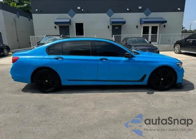 WBA7F0C34HGM22159: 81204284