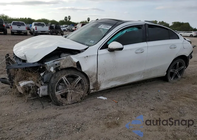 W1K3G4EB2NJ362431: 64963405