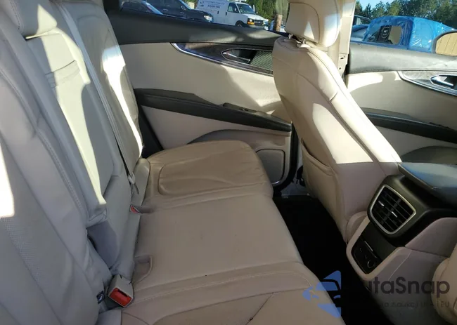 2LMPJ6KR5HBL29572: 81600464