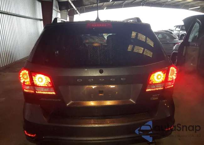 3C4PDCBG1HT589086: 82002534