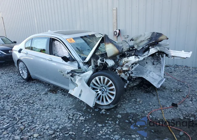 WBAKB8C59CC963908: 81911864