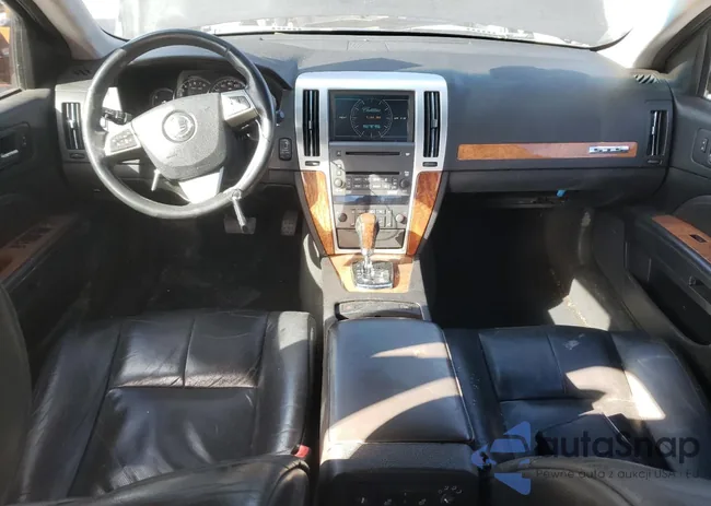 1G6DC67A480105472: 56912025