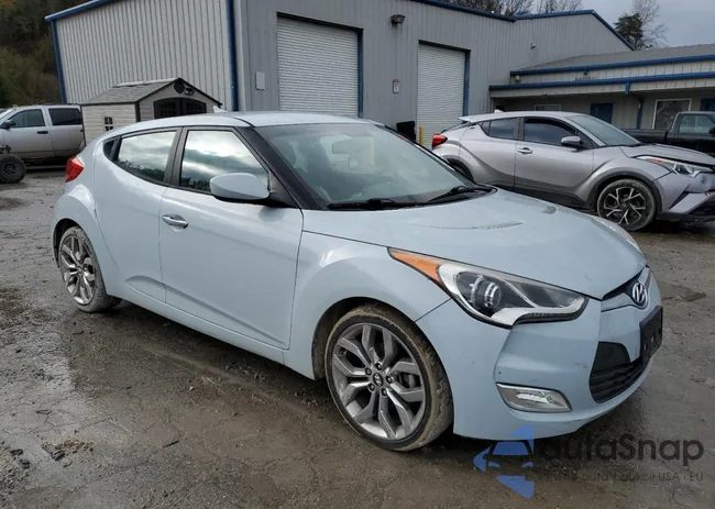 KMHTC6AD1FU218356: 81673134