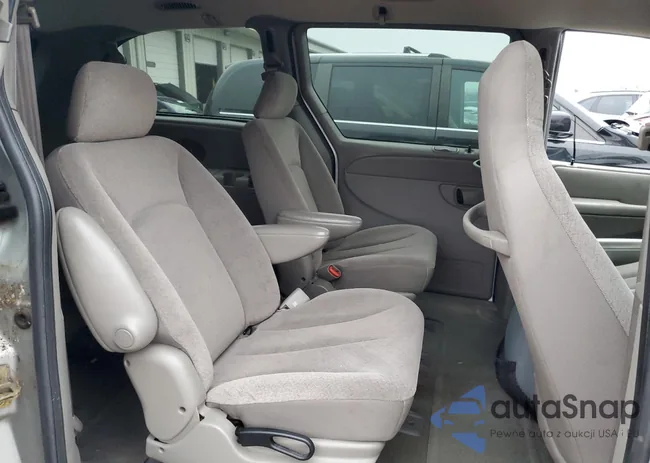 2B4GP44352R741871: 78960154