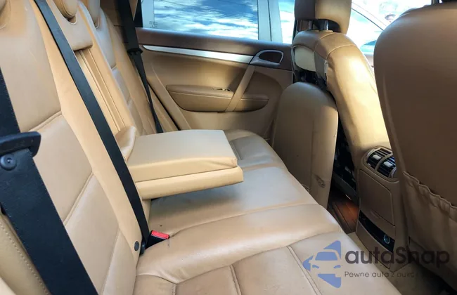 WP1AA2AP5ALA07274: 82421944