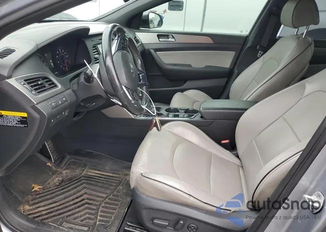 5NPE34AB4FH226820: 81152154