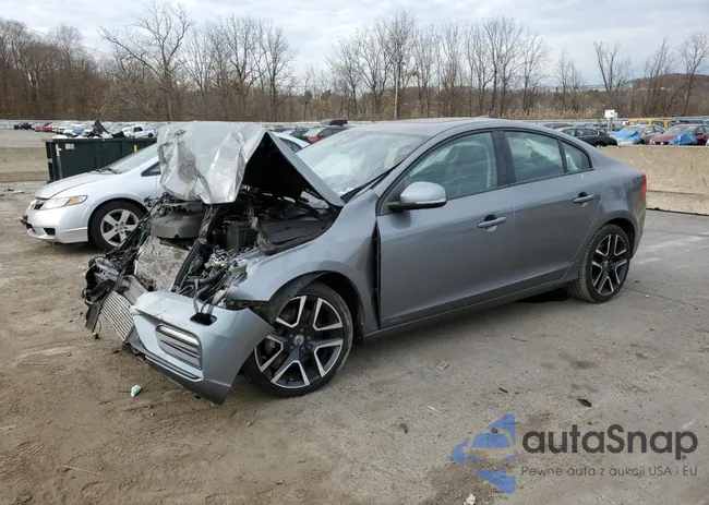 YV140MTL3H2428914: 78828094