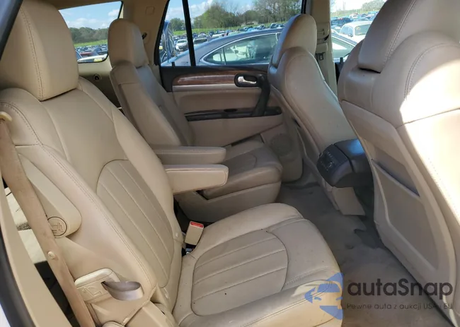 5GAKRBED4BJ220875: 49642605