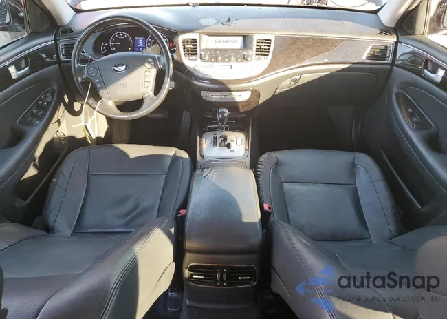 KMHGC4DD3CU207579: 81733694