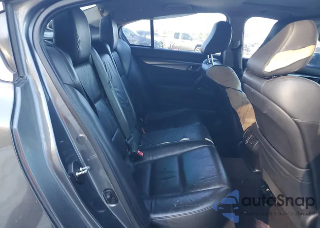 19UUA86589A021980: 45333655