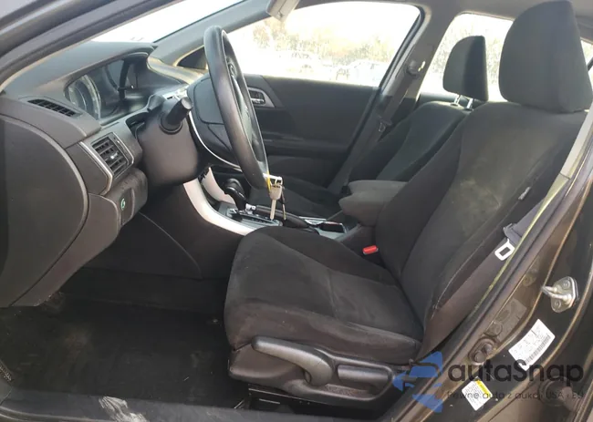 1HGCR2F34DA101298: 82334874