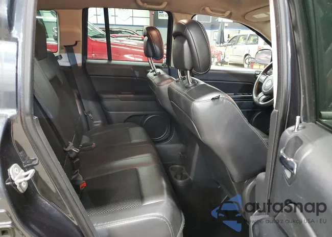 1C4NJCBA4ED667034: 91317125