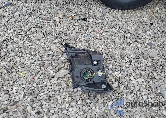 1N6BF0KM2MN811005: 94327735