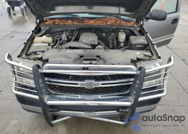 1GCHC23U06F178646: 93594115