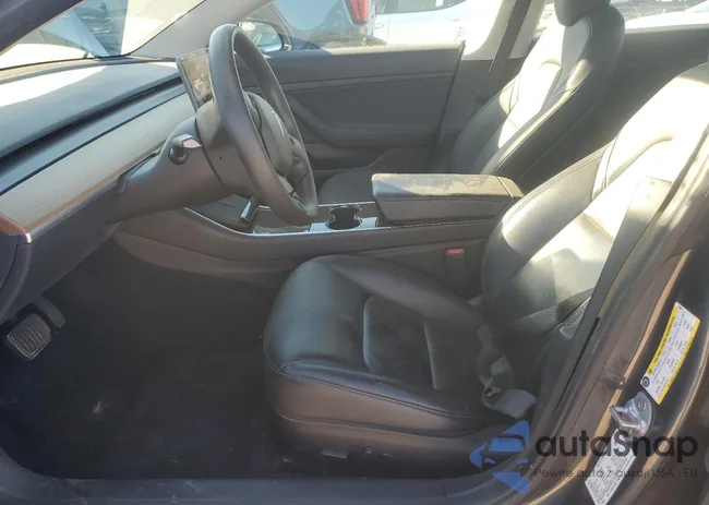 5YJ3E1EA4LF796814: 92607905