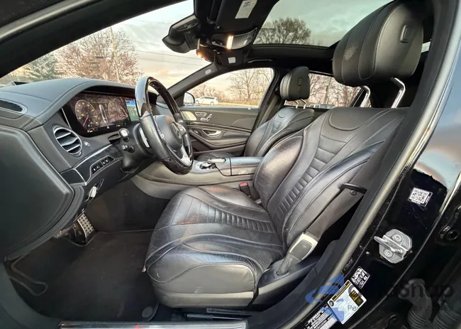 WDDUG8DB4KA489884: 92761795