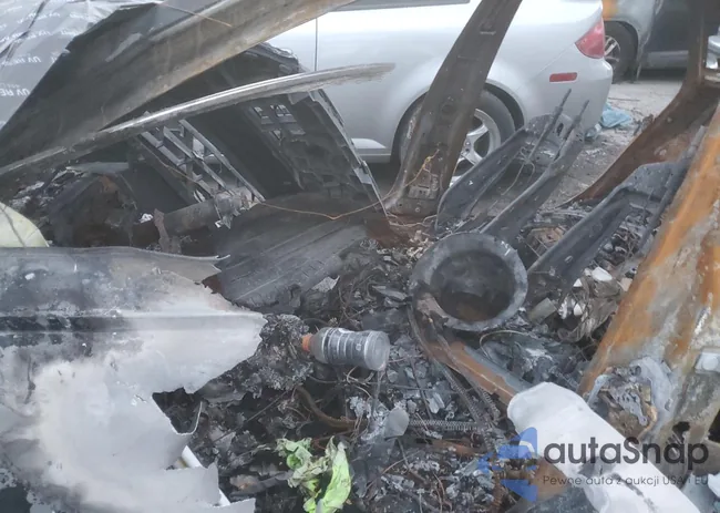 WAUBGAFC5CN007056: 61277155