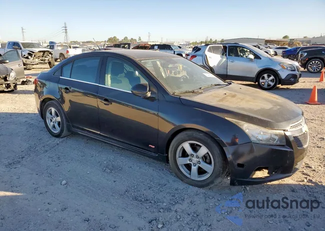 1G1PC5SB6E7229906: 92483295